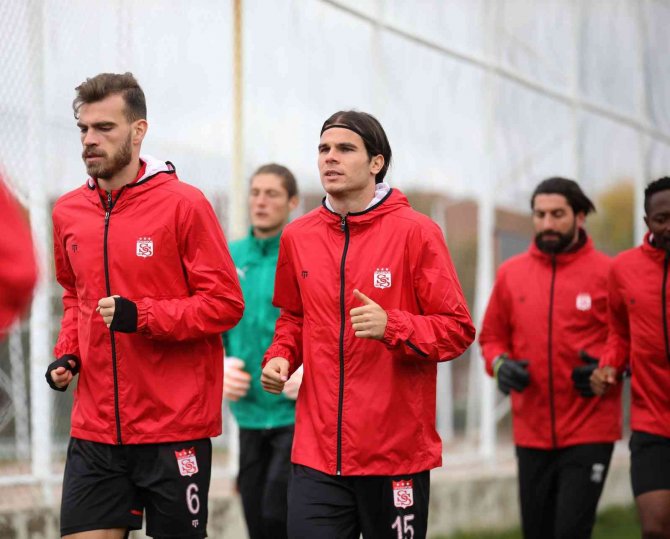 Sivasspor, Ümraniyespor Maçının Hazırlıklarına Başladı
