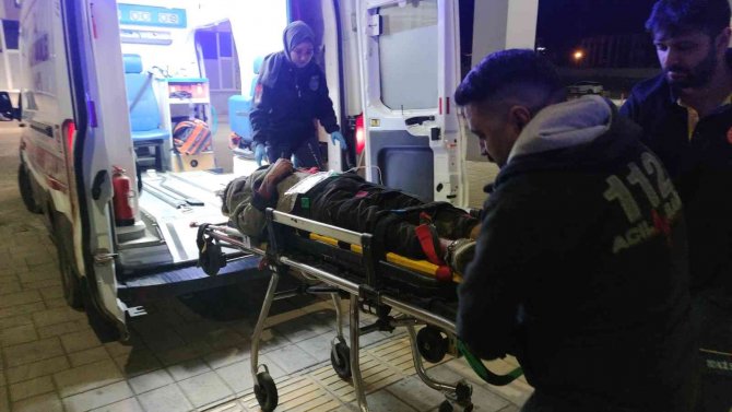 Kayalıklardan Düşen 6 Düzensiz Göçmen Yaralandı