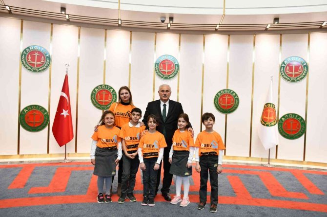 Yargıtay Başkanı Akarca Lösev İle Lösemi Tedavisi Tamamlanmış Çocukları Kabul Etti