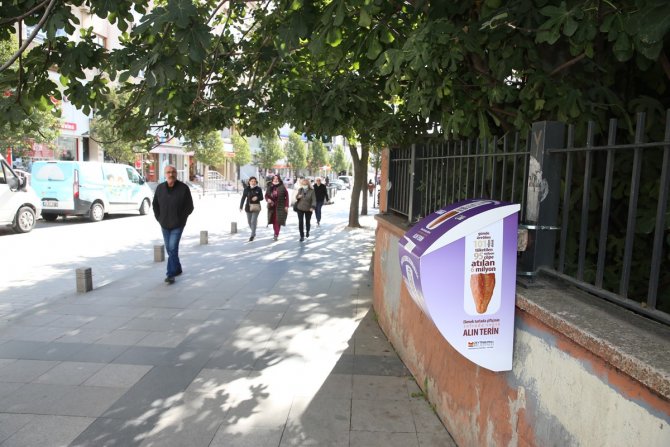 Bir Yılda 27 Ton Atık Ekmek, Hayvanlara Yem Olarak Dönüştürüldü