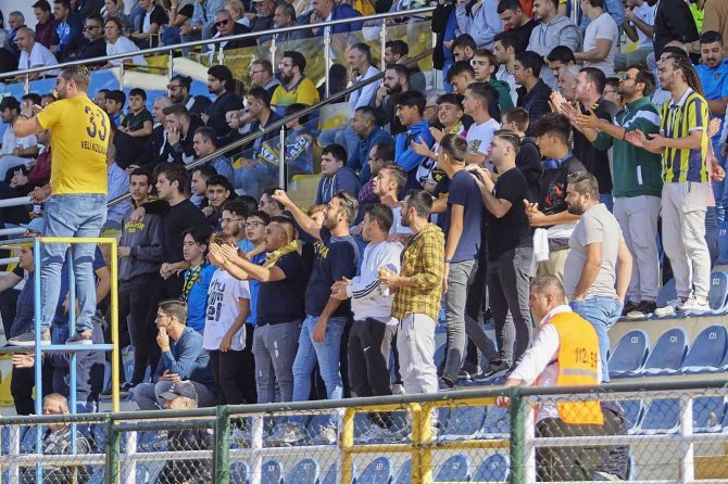 İ̇zmir Derbisinin Biletleri Satışa Çıktı