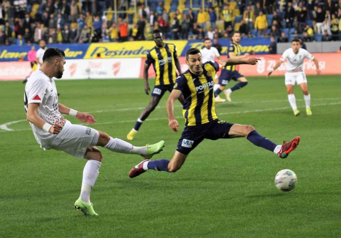 Ziraat Türkiye Kupası: Mke Ankaragücü: 6 - Amed Sportif: 2