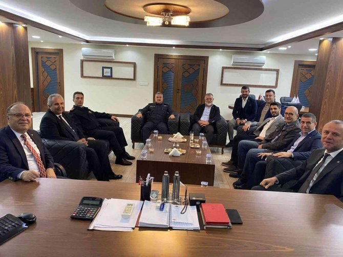 Başkan Keleş, Vali Tutulmaz’a Projelerini Anlattı