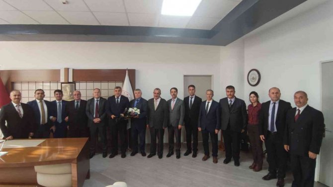 İ̇l Milli Eğitim Müdürü Miraç Sünnetçi Görevine Başladı