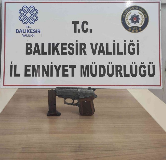 Balıkesir’de Gözaltına Alınan 318 Şahıstan 110’u Tutuklandı