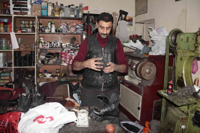 Ayakkabıda Tamir Dönemi