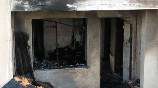 Bursa’da 8’i Çocuk 9 Kişiye Mezar Olan Ev Dron İle Havadan Görüntülendi