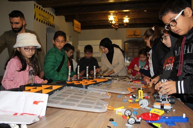 Doğan: “Başımıza İcat Çıkaran Gençler, Çarşambamızda Yetişiyor”