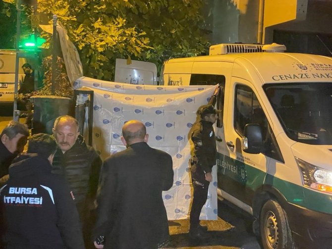 Bursa’daki Yangın Faciası...8’i Çocuk 9 Kişi Hayatını Kaybetti