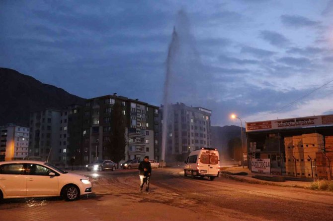 Doğal Gaz Boru Hattının Havasını Tazyikli Su İle Aldılar