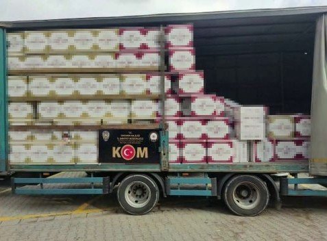 Sakarya’da 10 İlçede Kaçakçılık Operasyonu: 72 Şüpheli Yakalandı