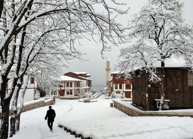 "Sizin Gözünüzden Gölcük" Konulu Fotoğraf Yarışmasında Dereceye Girenler Belirlendi