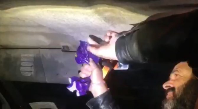 Jandarmanın Arama Yaptığı Sarımsak Yüklü Minibüsten Uyuşturucu Çıktı: 1 Gözaltı