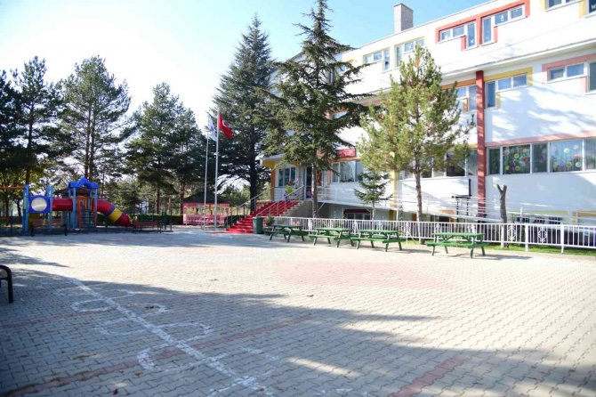 Kahramankazan Belediyesi Kreş Ve Gündüz Bakımevi Hizmete Açıldı