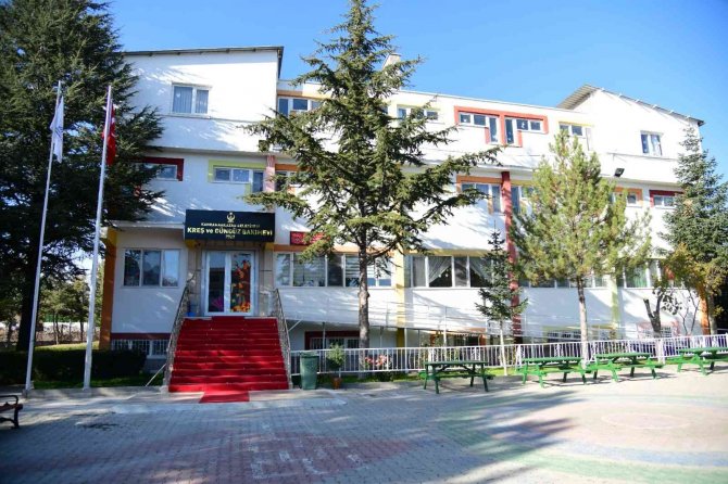 Kahramankazan Belediyesi Kreş Ve Gündüz Bakımevi Hizmete Açıldı