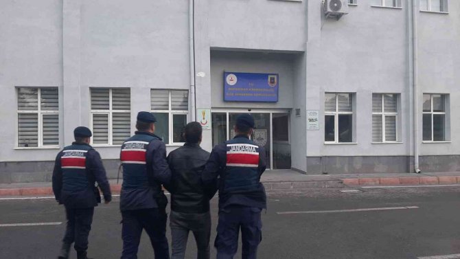 Deaş Üyesi Şahıs Jandarmadan Kaçamadı