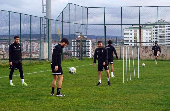 Ümit Karan Yönetiminde İlk Galibiyetini Alan Kastamonuspor, Çıkışını Sürdürmek İstiyor
