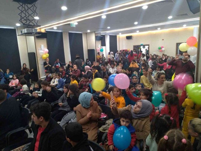 Van’da ‘Dünya Çocuk Kitapları Haftası’ Kutlandı