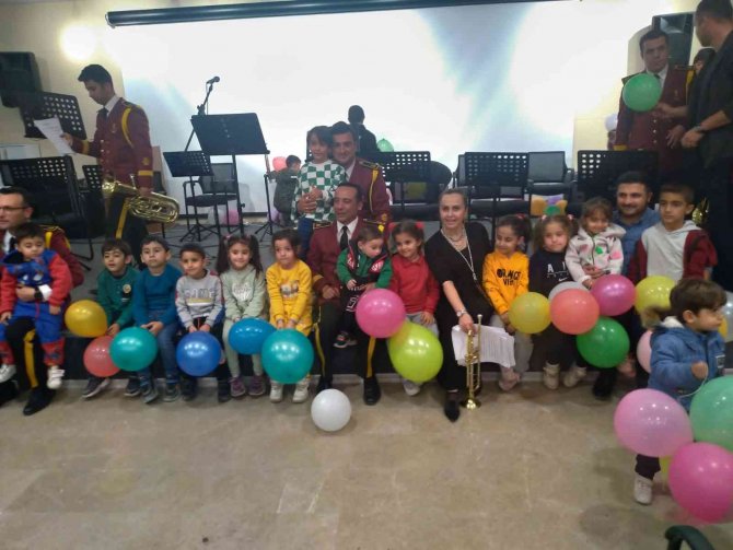 Van’da ‘Dünya Çocuk Kitapları Haftası’ Kutlandı