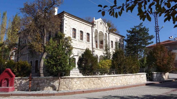 Tarihi Yapılar Restore Edilerek Turizme Kazandırılıyor