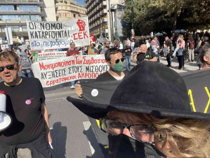 Yunanistan’da İşçilerden "Hayat Pahalılığı" Grevi