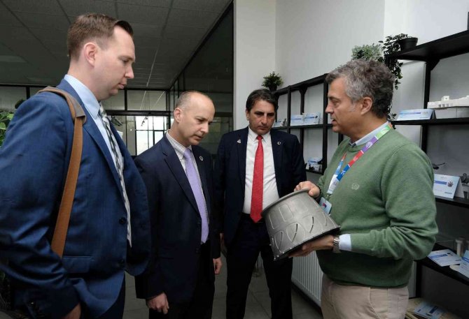 Abd Heyeti Atap Ve Eti̇m’e Geldi