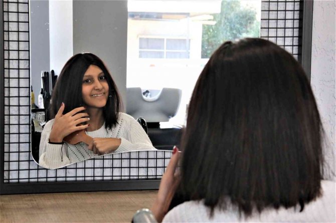 Kemoterapi Tedavisi Sonrası Saçları Dökülen Şerife’nin Yüzü Güldü