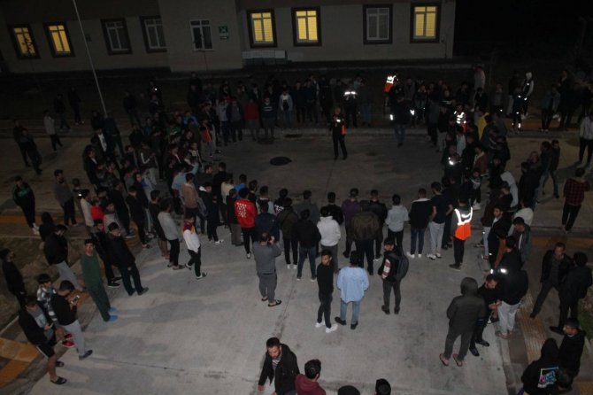 Bayburt’taki Kyk Yurtlarında Deprem Tatbikatı Yapıldı