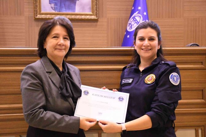 Bursa Büyükşehir Personeline Katılım Sertifikası Töreni