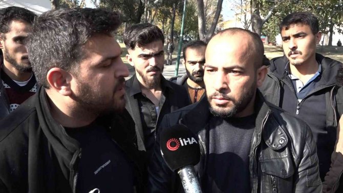 Taziye Çadırında Büyük Acı...aynı Gün Doğan Kardeşler Aynı Gün Toprağa Verildi