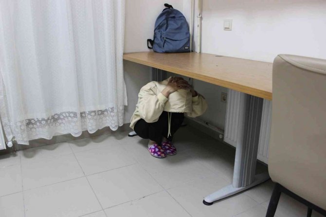 Düzce’de Yurtlarda Deprem Tatbikatı Yapıldı