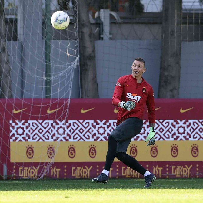 Galatasaray, Başakşehir Maçı Hazırlıklarına Devam Etti