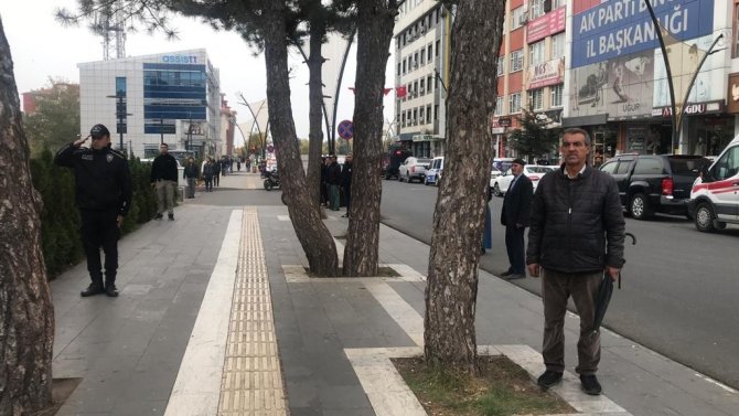 Bingöl’de Hayat 2 Dakikalığına Durdu