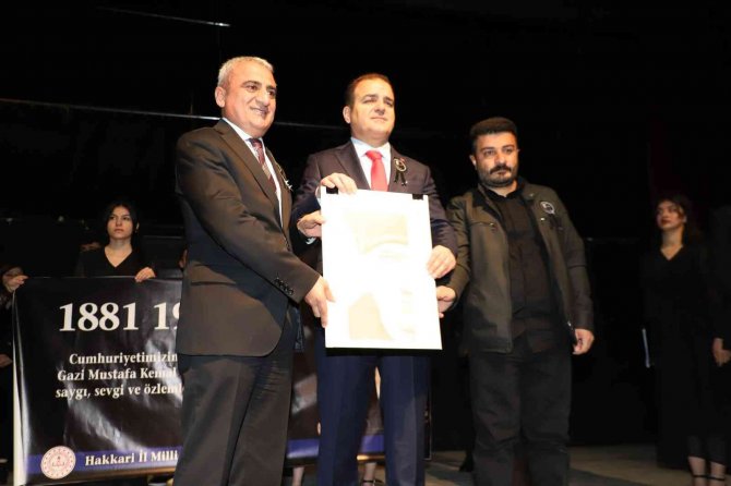 Mustafa Kemal Atatürk Hakkari’de Anıldı