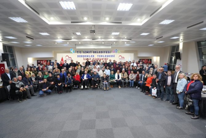 Başkan Hürriyet: "Dernekler, Kentimizi İleriye Taşıyacak Kent Dinamiklerini Oluşturuyor"