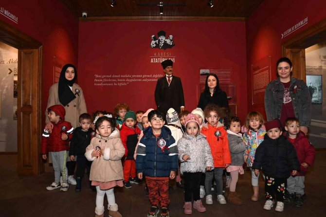 Karesi Atatürk Evi’ne 1 Yılda 70 Binin Üzerinde Ziyaretçi