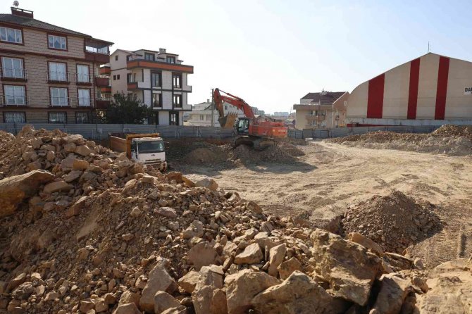 Darıca’ya Yeni Kapalı Pazar Alanı Yapılacak