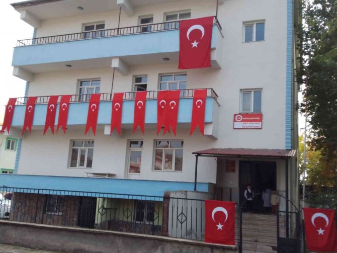 Şehit Yusuf Ataş Kız Kur’an Kursu Dualarla Açıldı