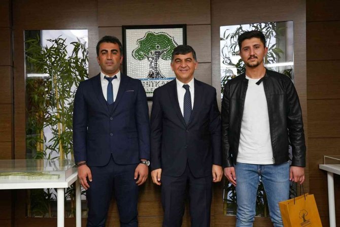 Kpss Türkiye 1.’si’den Fadıloğlu’na Ziyaret