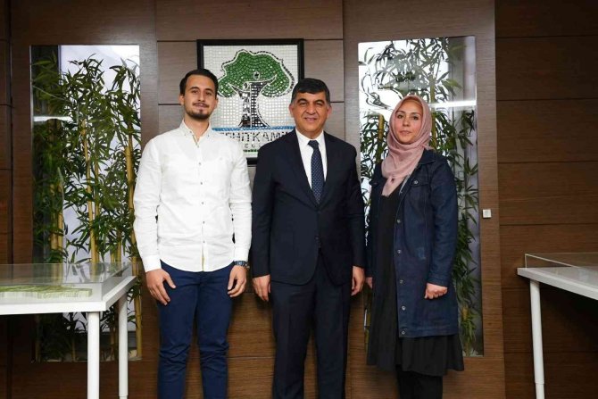 Kpss Türkiye 1.’si’den Fadıloğlu’na Ziyaret