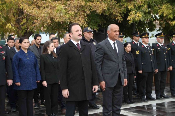 Mustafa Kemal Atatürk Malazgirt’te Anıldı