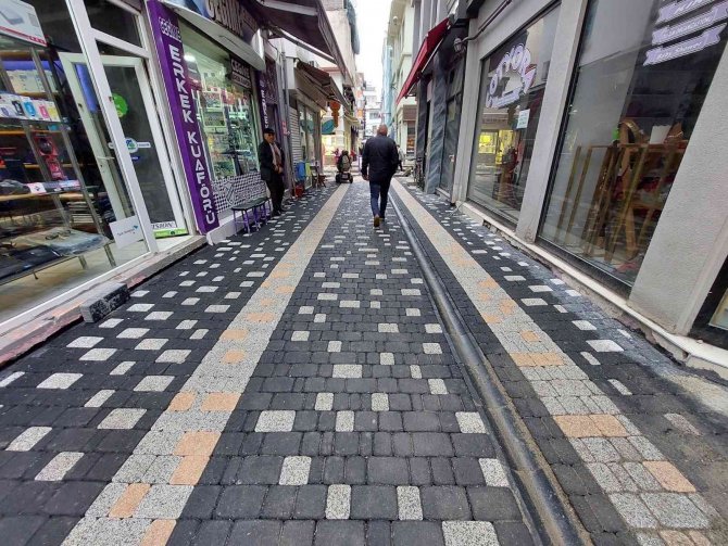 Altınordu’da Alt Ve Üstyapı Çalışmaları Devam Ediyor