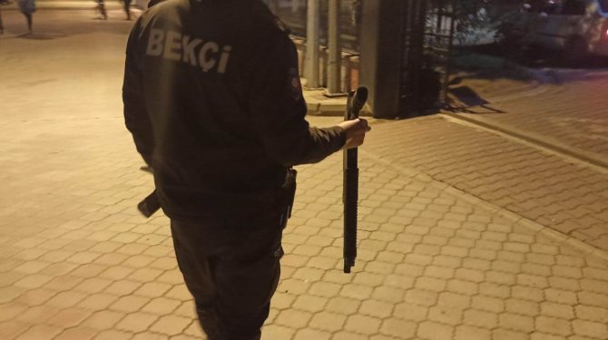 Konuşmak İçin Çağırdığı Şahsa Pompalı Tüfekle Ateş Etti