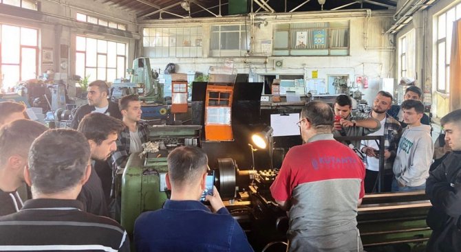 Tavşanlı Myo’dan Gli̇’ye Teknik Gezi