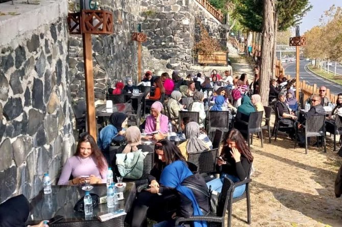 Üniversiteli Kızlar, ’Gelin Tanış Olalım’ Projesi Turunda