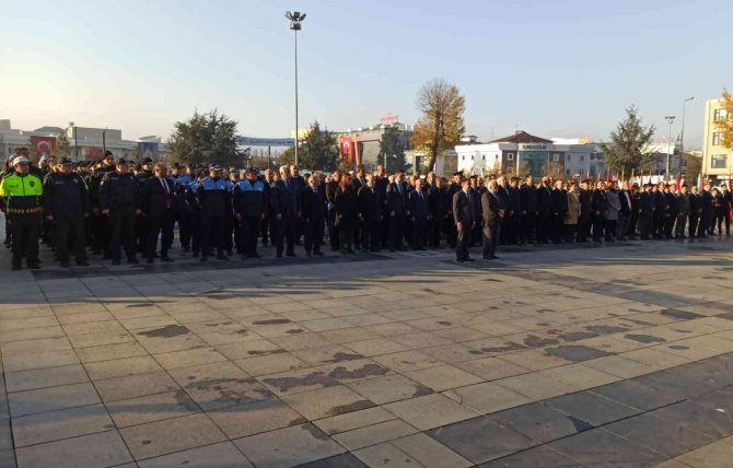 Düzce’de Saat 09.05’te Hayat Durdu