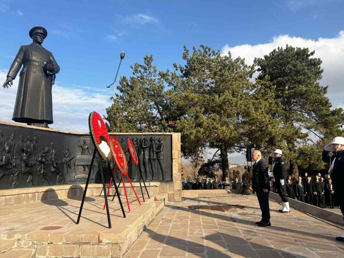 Erzurum’da 10 Kasım Atatürk’ü Anma Töreni