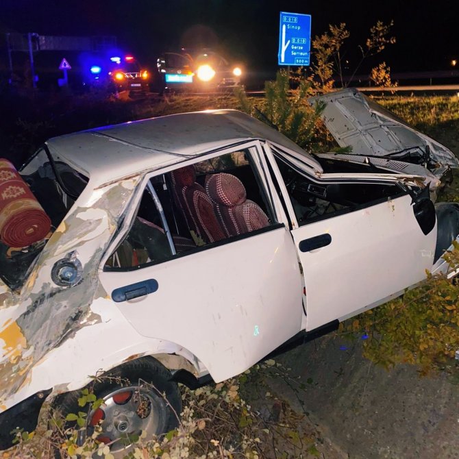 Sinop’ta Otomobil Su Kanalına Düştü: 1 Ölü, 1 Yaralı