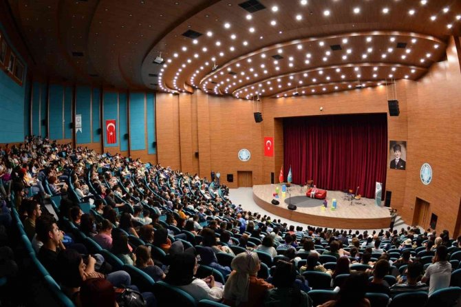 Baün’de Kongre Ve Kültür Merkezine ’Atatürk’ Adı Eklendi
