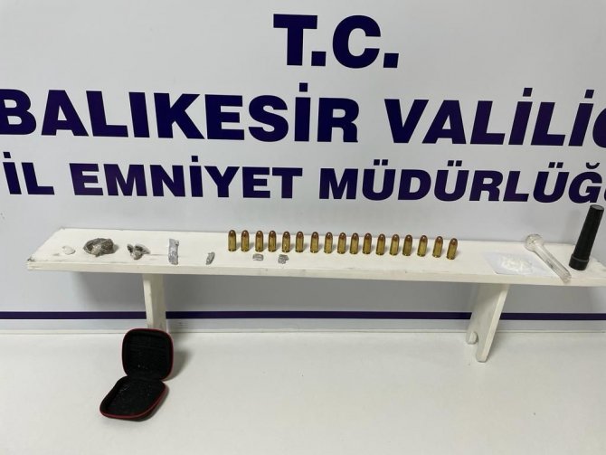 Balıkesir’de Gözaltına Alınan 50 Şahıstan 25’i Tutuklandı